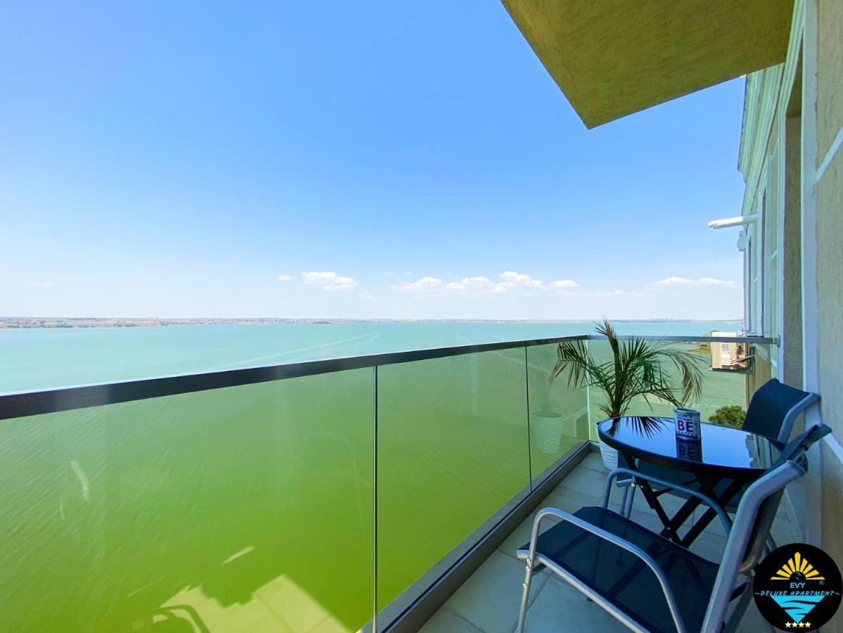 Evy Deluxe Apartment Мамая Экстерьер фото