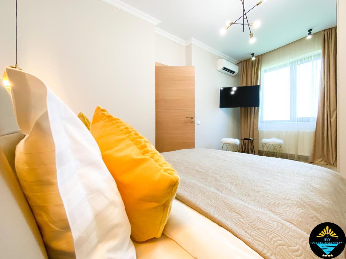 Evy Deluxe Apartment Мамая Экстерьер фото