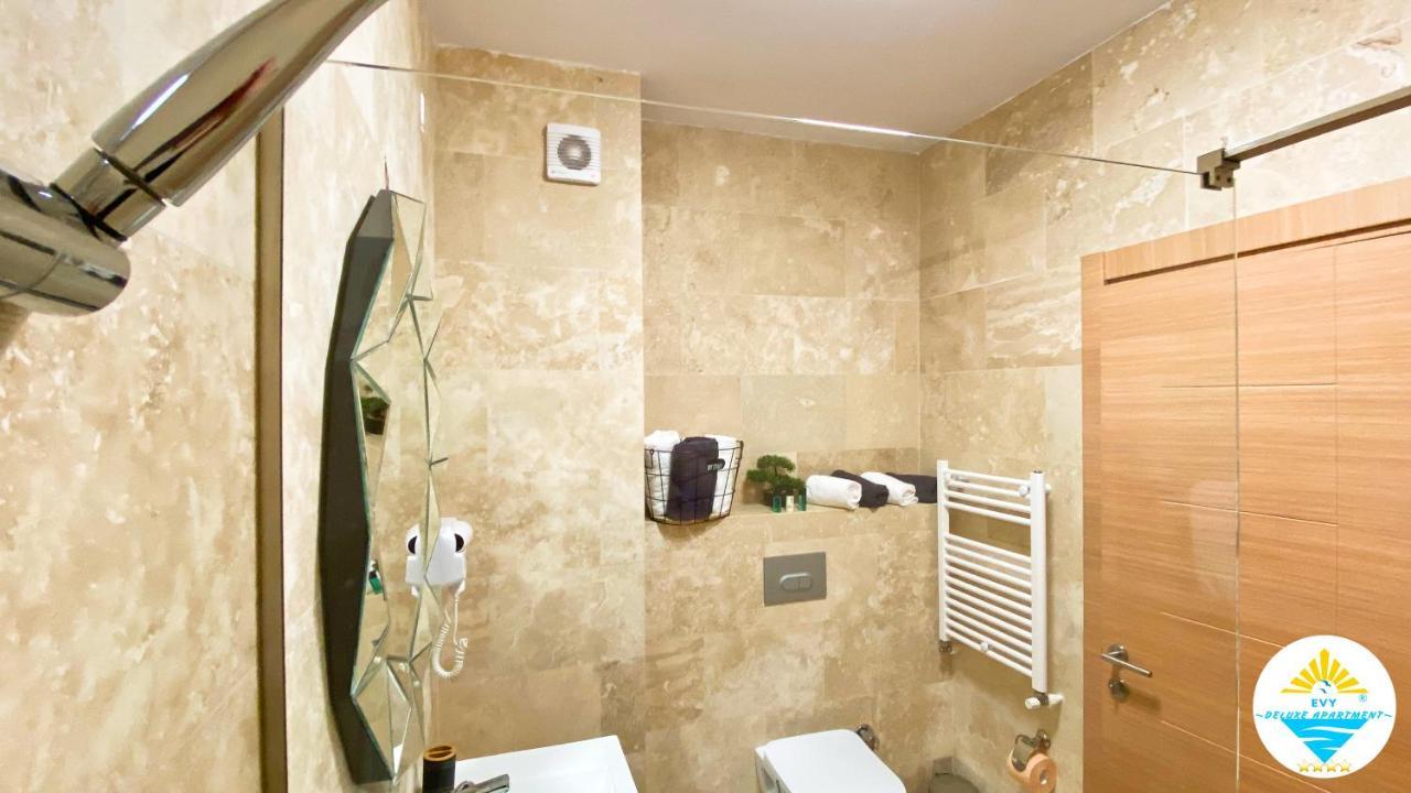 Evy Deluxe Apartment Мамая Экстерьер фото