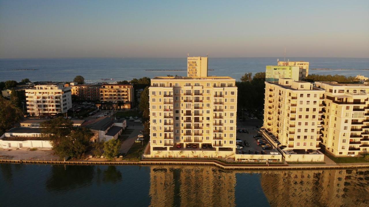Evy Deluxe Apartment Мамая Экстерьер фото